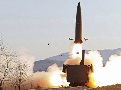 پرتاب موشکی جدید کره شمالی از راه‌آهن به دریای شرقی

