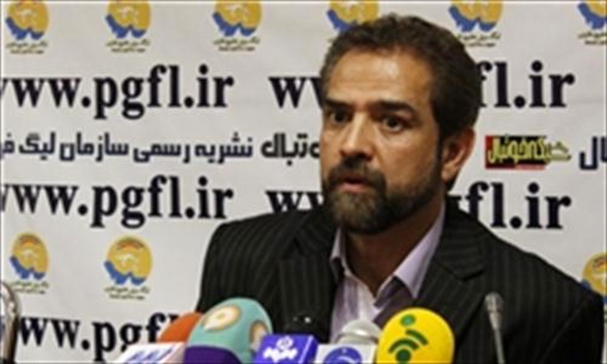 کریمی: سایپا شایسته پیروزی بود/ بهار بازیکنان را بی‌حال کرده است!