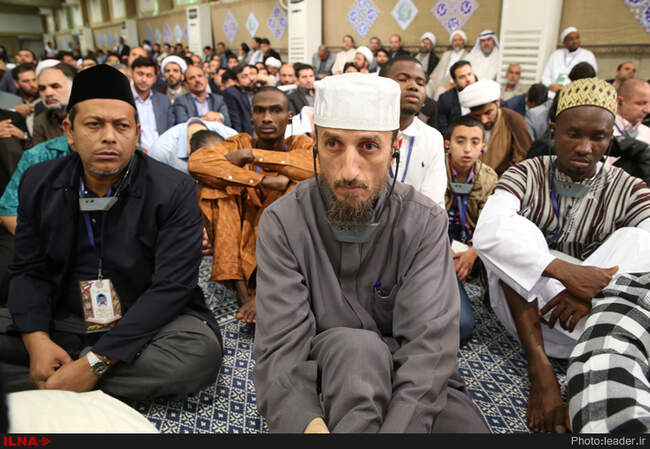 دیدار شرکت‌کنندگان مسابقات بین‌المللی قرآن با رهبر انقلاب 