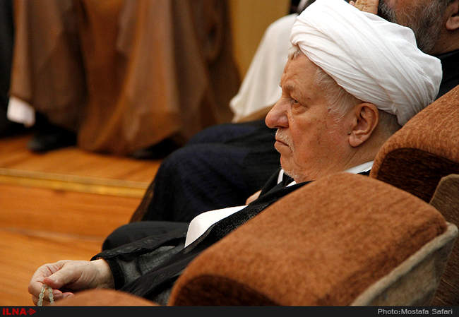بازدید آیت الله هاشمی رفسنجانی از چند طرح در دانشگاه آزاد اسلامی واح