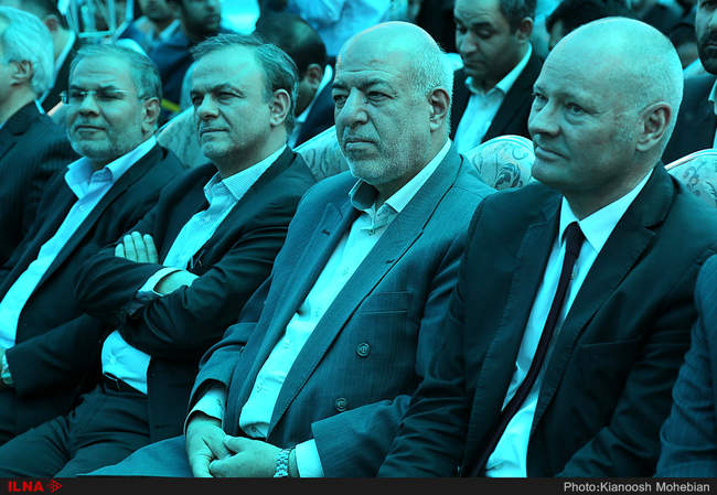 کلنگ‌زنی بزرگ‌ترین نیروگاه خورشیدی خاورمیانه در کرمان