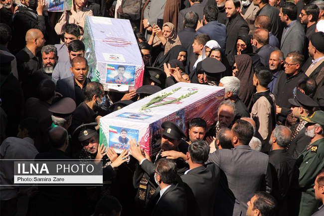 مراسم تشییع شهدای حادثه تروریستی حرم مطهر شاهچراغ(ع)