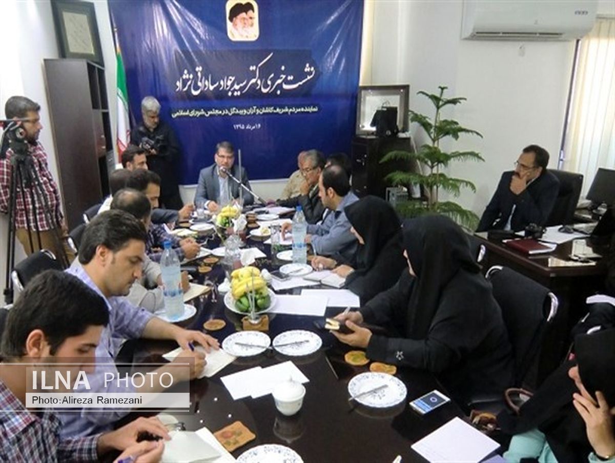 یک نماینده برای منطقه کاشان کفایت نمی‌کند/ بیکاری 32 درصدی فارغ التحصیلان دانشگاهی در کاشان