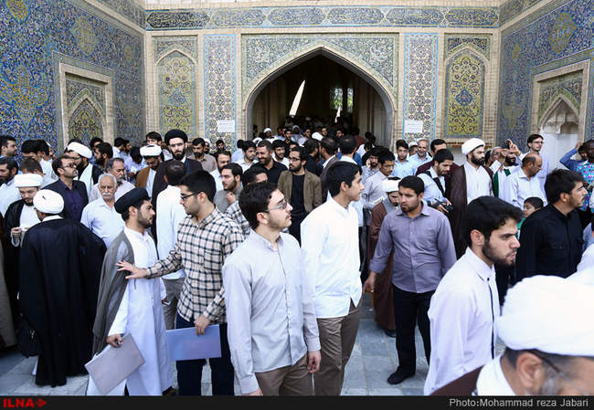  تجمع روحانیون و طلاب حوزه علمیه قم در اعتراض به حادثه منا