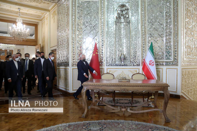 امضای سند جامع همکاری های ۲۵ ساله بین ایران و چین