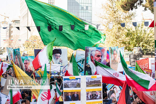 راهپیمایی گرامیداشت روز ۱۳ آبان