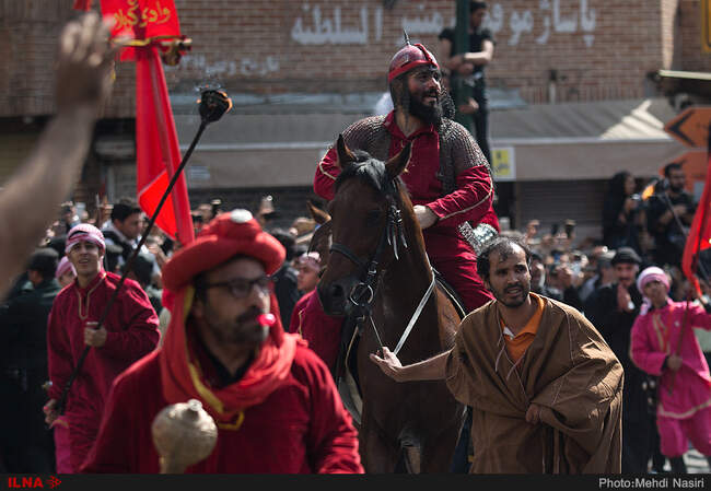 مراسم خیمه سوزان روز عاشورا در بازار تهران