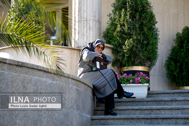 حاشیه جلسه هیات دولت - ۲۸ آبان