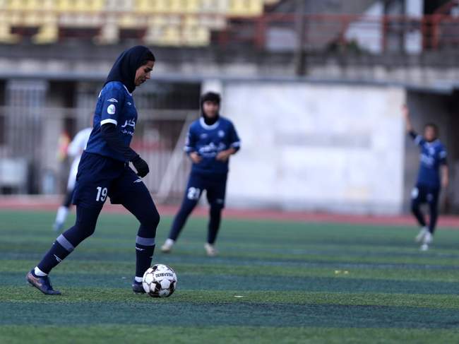 گزارش تصویری از دیدار تیم‌های ملوان و گل گهر سیرجان