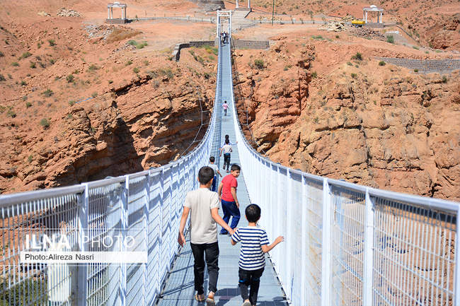 سفر استاندار قزوین به شهرستان آوج در سومین روز از هفته دولت 