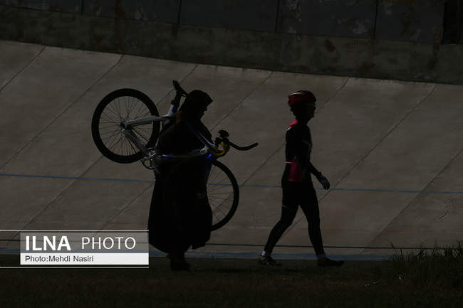 مسابقات لیگ برتر دوچرخه‌سواری پیست سرعت بانوان