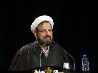 امام به تمدن‌سازی و مقابله با تحجر تاکید داشت / بعد از چهل سال هنوز در زمینه دولت‌سازی مشکل جدی داریم 