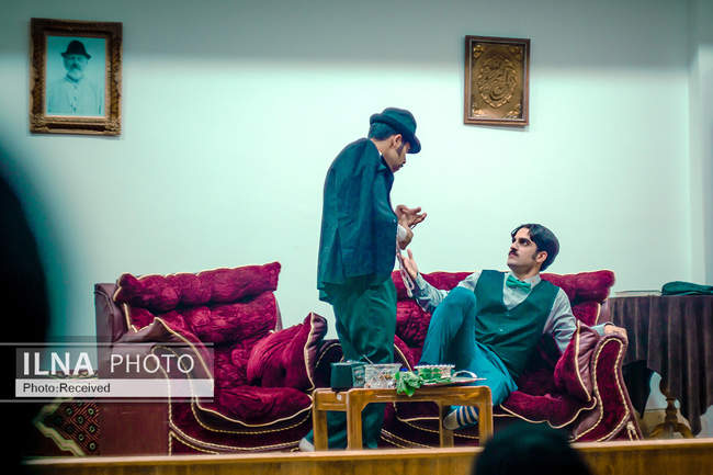 نمایش «جعفرخان از فرنگ برگشته» در دانشگاه زابل