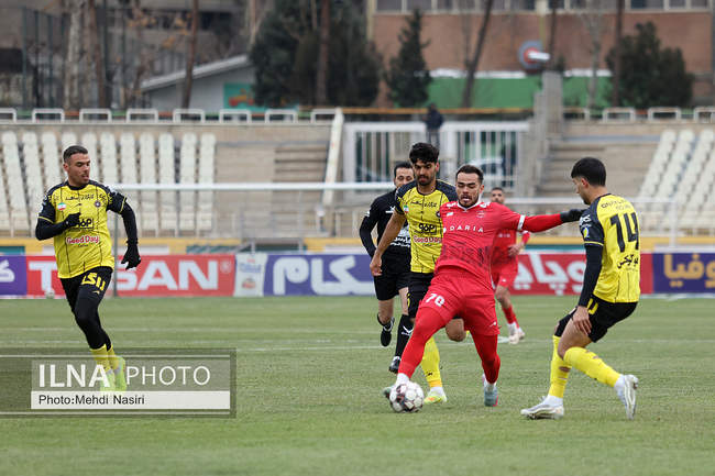 گزارش تصویری بازی پرسپولیس و سپاهان اصفهان