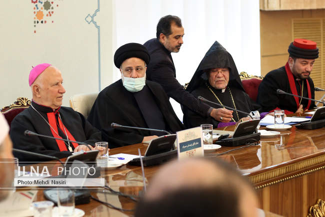 دیدار رییس جمهور با پیروان ادیان توحیدی