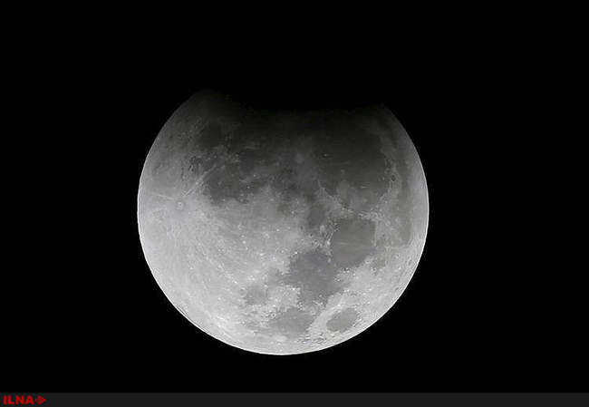 ماه گرفتگی منحصر به فرد در سرتاسر جهان