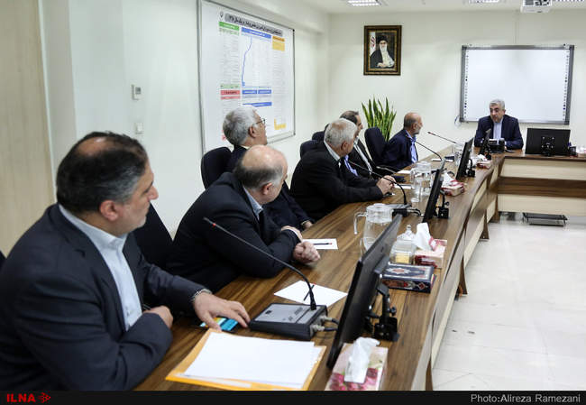 دیدار دبیر کل خانه کارگر و اعضای هیات اجرایی با وزیر نیرو