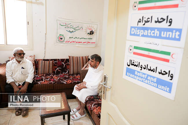  بازدید سرپرست حجاج ایرانی از زائران کشورمان و مرکز پزشکی هلال احمر د