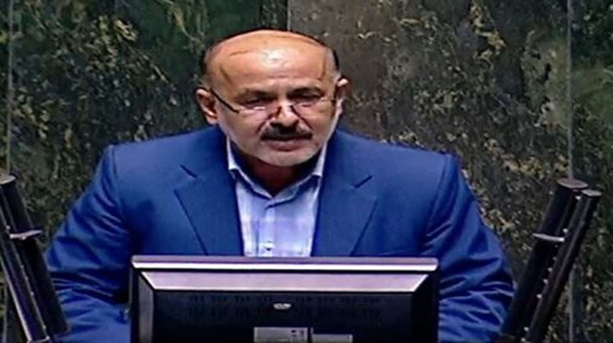 ملت ایران از حقوق مشروع خود در علوم جدید کوتاه نخواهد آمد