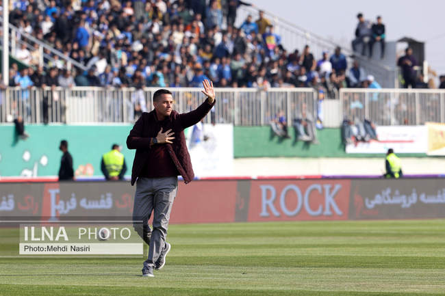 دیدار تیمهای استقلال تهران و پرسپولیس تهران