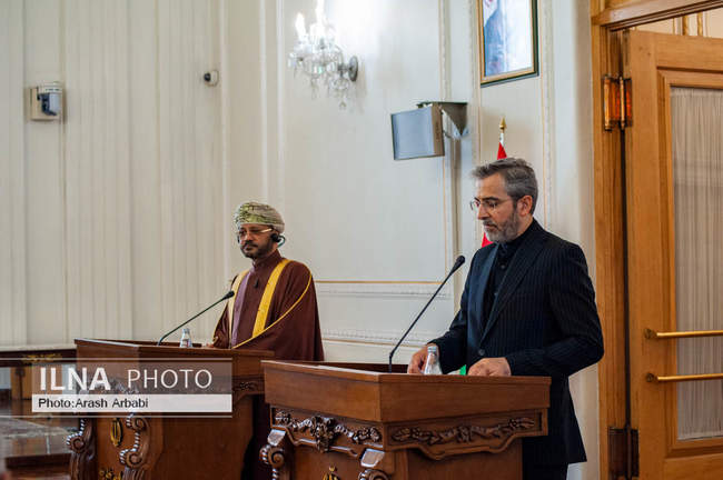 دیدار وزیر خارجه عمان با سرپرست وزارت خارجه ایران