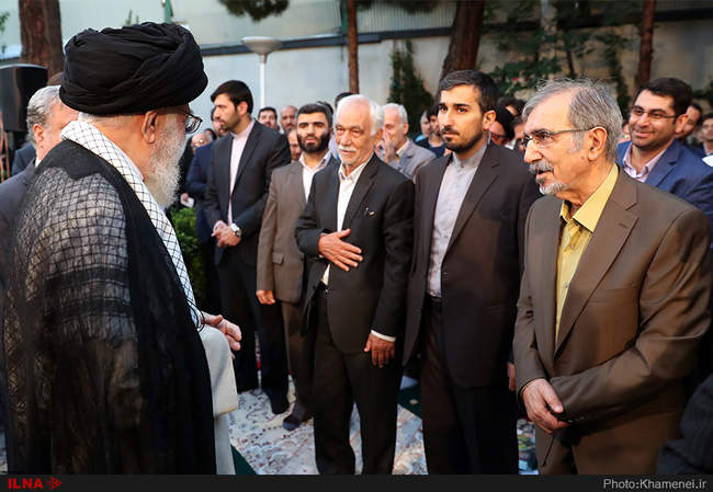 دیدار جمعی از شاعران و اهالی فرهنگ و ادب با رهبر انقلاب