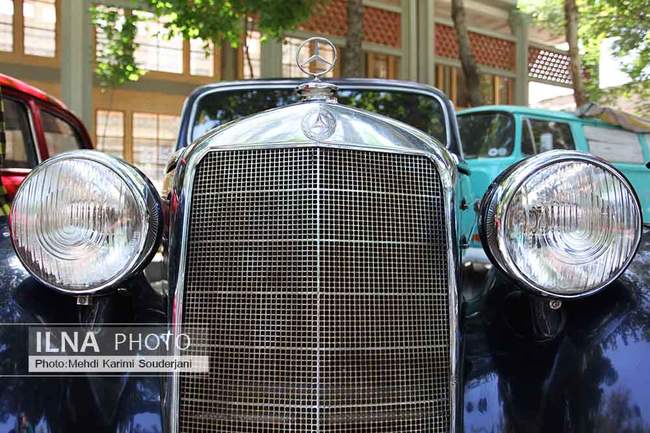 نمایش ماشینهای کلاسیک در اصفهان 