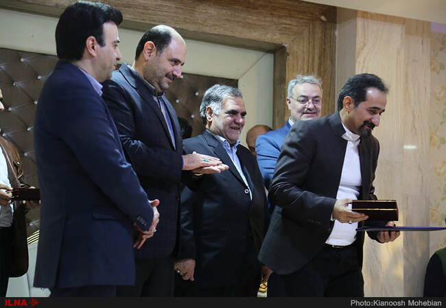 مراسم تقدیر از هنرمندان و سفرای پیشگیری از اعتیاد