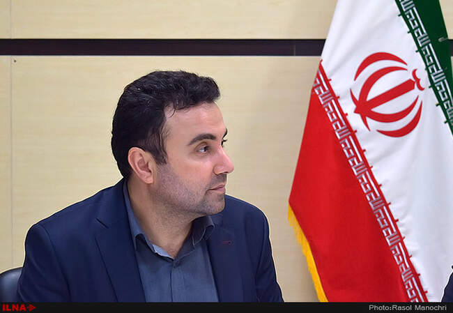 دیدار وزیر کار با خانواده های جانباختگان حادثه معدن آزادشهر