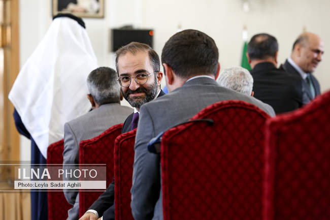 نشست وزیر خارجه با سفرای خارجی مقیم ایران