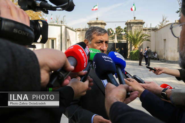 حاشیه جلسه هیات دولت - ۱۴ آبان
