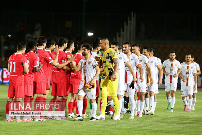 دیدار تیمهای فوتبال پرسپولیس تهران و فولاد خوزستان