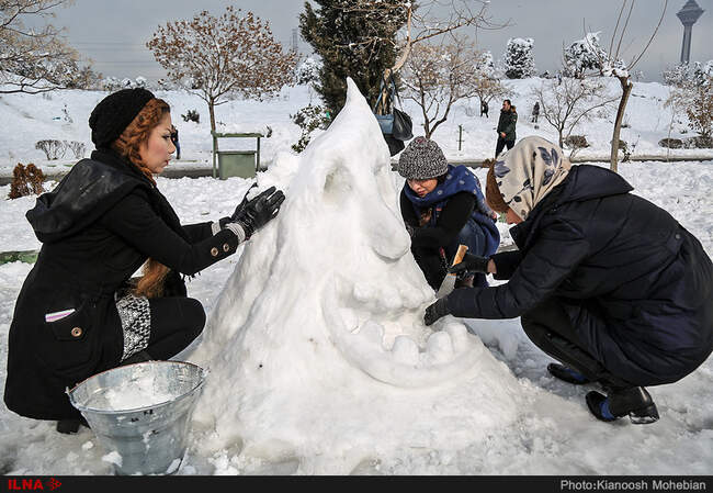 جشنواره ساخت مجسمه های برفی در تهران