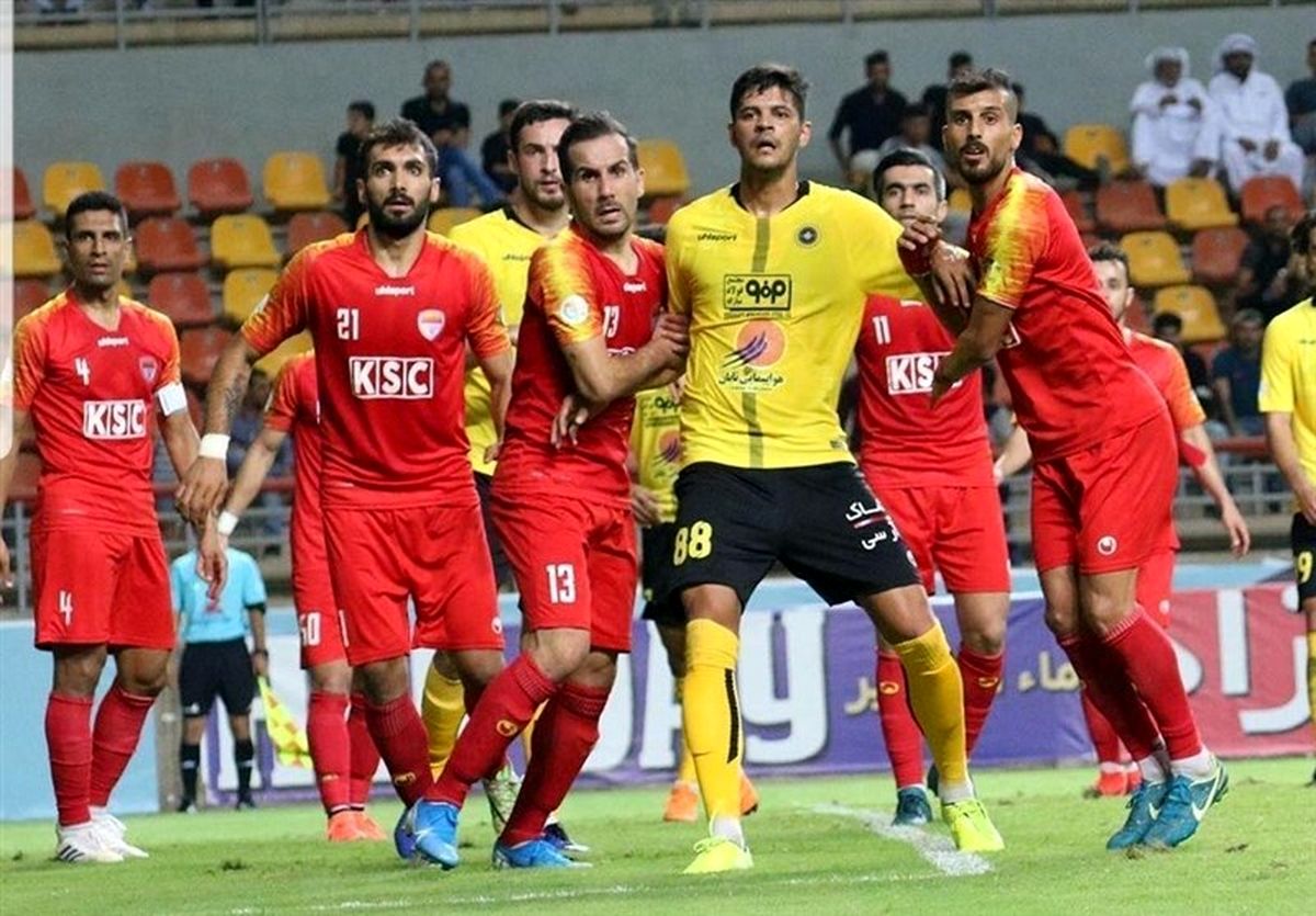 برتری سپاهان مقابل فولاد در نیمه نخست