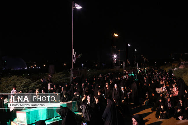 مراسم وداع با پیکر ١٥٠ شهید ٨ سال جنگ تحمیلی
