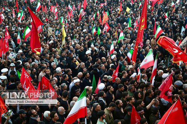 تشییع پیکر مطهر رهبر شهید انقلاب در قم
