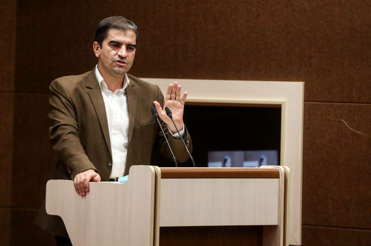 ویدیو: صحبت های قاضی زاده هاشمی در مورد خطای فدراسیون در اساسنامه