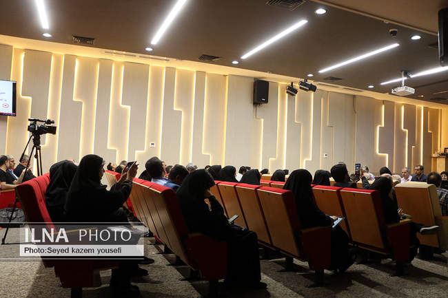 نشست خبری مدیرکل بهزیستی آذربایجان شرقی با اصحاب رسانه 