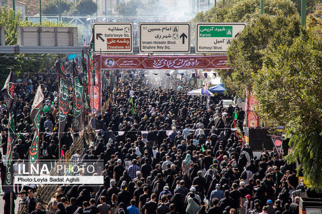 پیاده روی جاماندگان اربعین در تهران