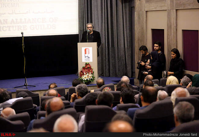 مراسم تقدیر خانه سینما از اصغر فرهادی