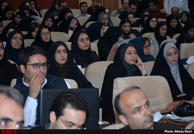 گفت و گوی بی واسطه جوانان با مسئولان استان قزوین