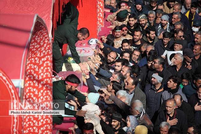 تشییع شهدای گمنام در اصفهان