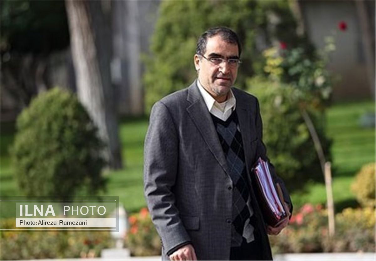 پزشکان جویای پول یا جوانان جویای نام!