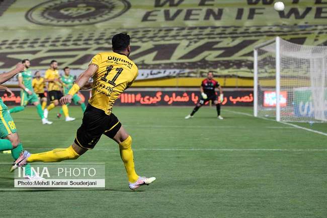 برد سپاهان برابر صنعت نفت آبادان 