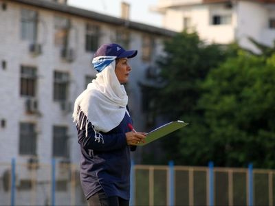 مهینی: بازیکنان نوجوان آینده فوتبال بانوان ایران هستند 