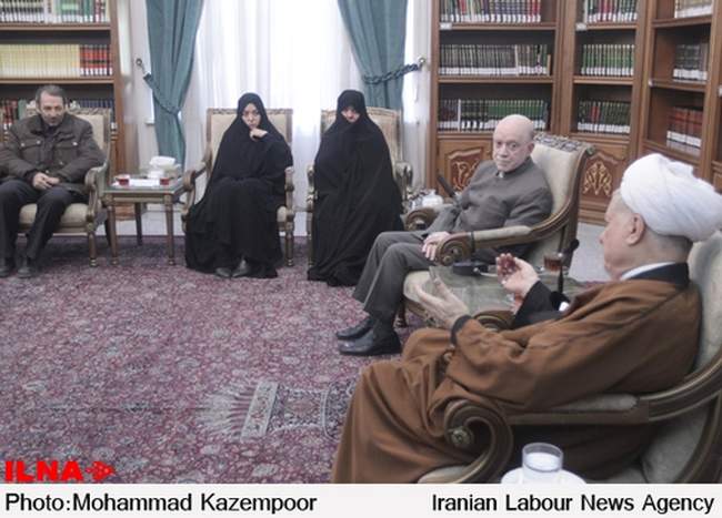 دیدار اعضای ستاد بزرگداشت مرحوم عسگراولادی با آیت الله هاشمی