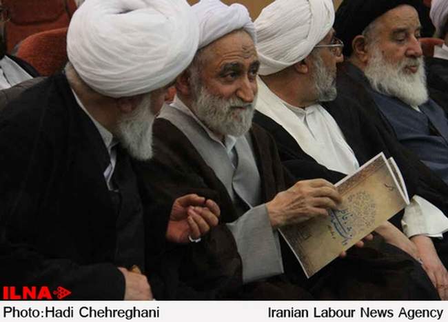 رونمایی از کتاب دانشنامه فاطمی