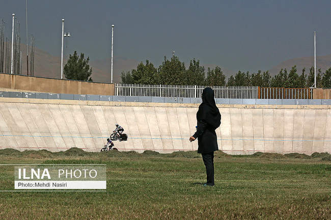 مسابقات لیگ برتر دوچرخه‌سواری پیست سرعت بانوان