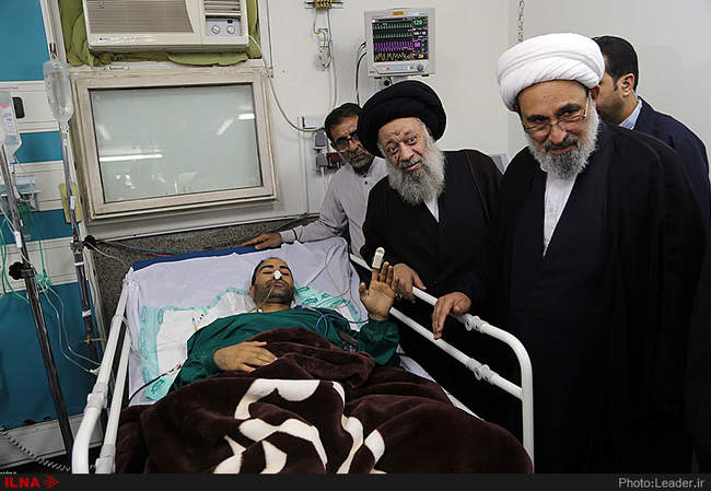 عیادت نمایندگان رهبر انقلاب از مجروحان حادثه تروریستی اهواز