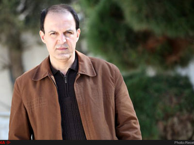 از رای به روحانی پشیمان نیستم  